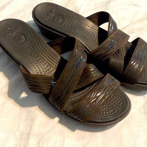 Crocs Molalla Brown Strappy Sandals Size 7